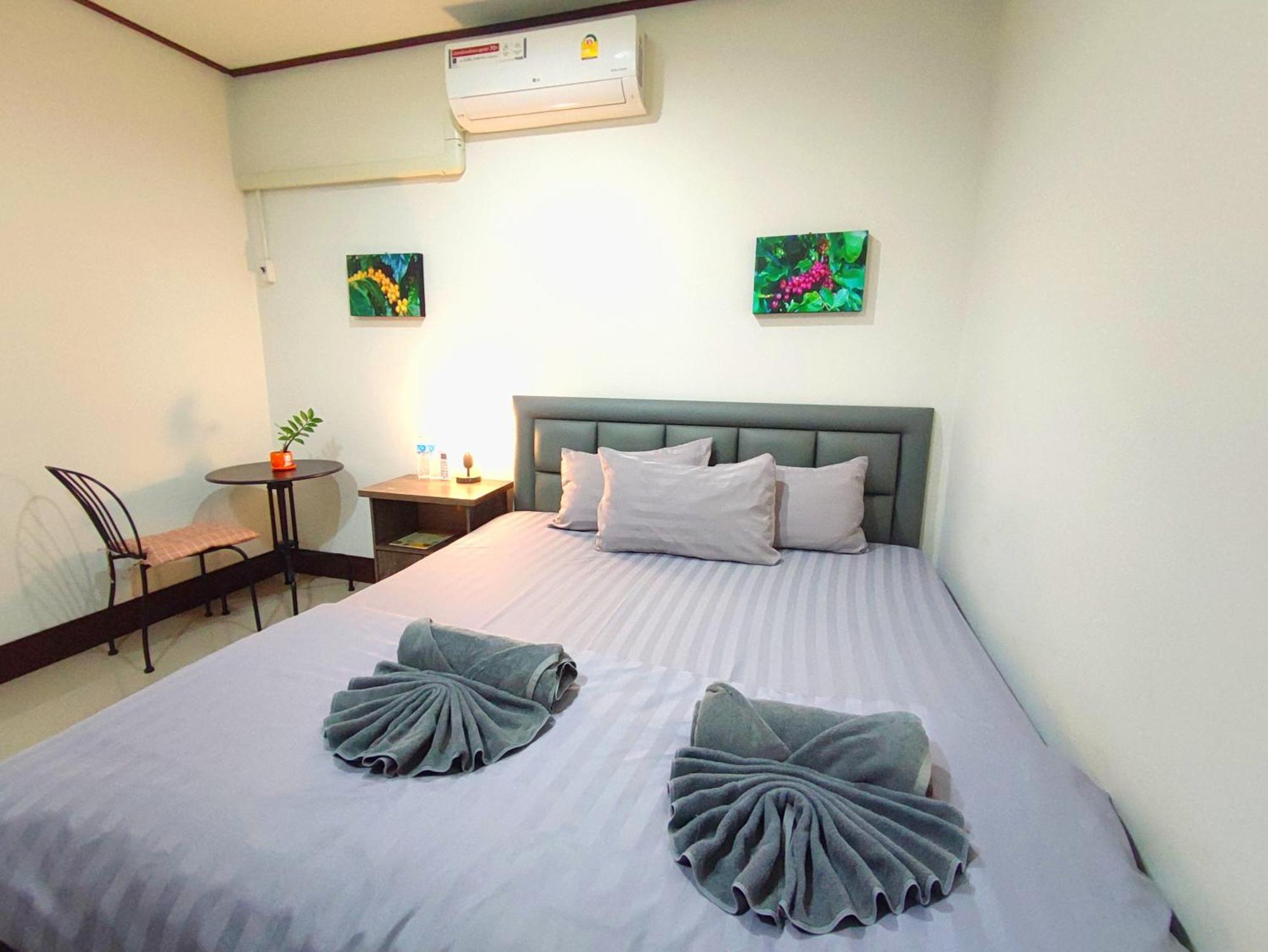 เกสต์เฮาส์ชูบีมา Guesthouse Chubeema Coffee & Tea Ban Mai Ngae Habitación foto
